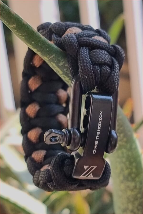 custom handmade paracord bracelet in black and gold paracord