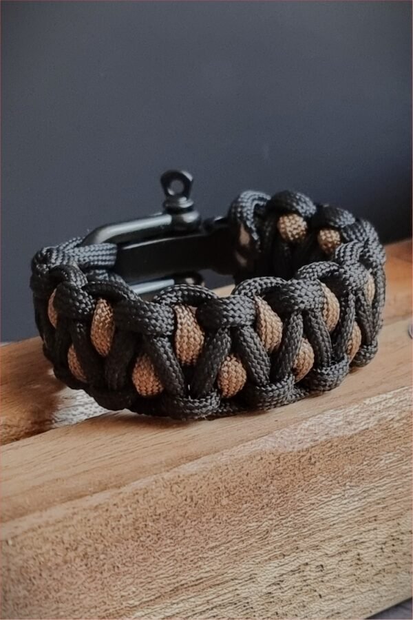 custom handmade paracord bracelet in black and gold paracord