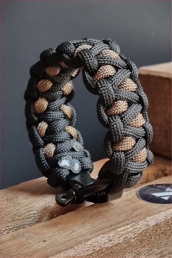 custom handmade paracord bracelet in black and gold paracord