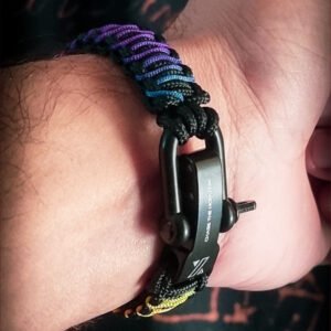 handmade mini paracord bracelet with black and rainbow paracord 2mm with shackle design