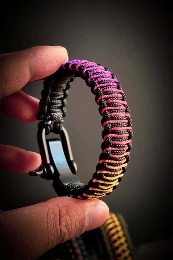 handmade mini paracord bracelet with black and rainbow paracord 2mm with shackle design