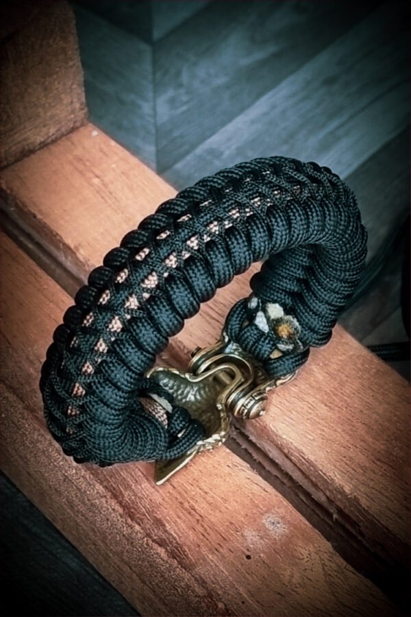 handmade Vikings wolf buckle paracord bracelet with gold line