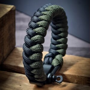 handmade paracord bracelet made with olive green and black paracord 550 with adjustable shackle buckle