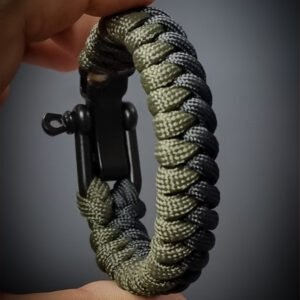 handmade paracord bracelet made with olive green and black paracord 550 with adjustable shackle buckle