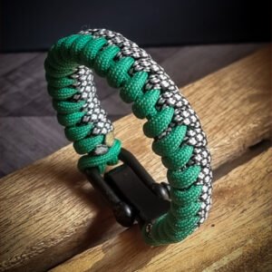 handmade paracord bracelet made with green and special grey paracord 550 with adjustable shackle buckle