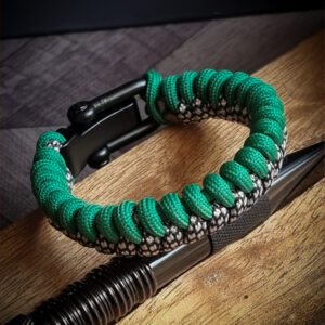 handmade paracord bracelet made with green and special grey paracord 550 with adjustable shackle buckle