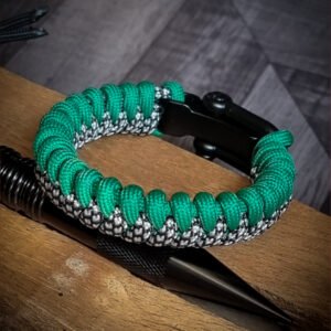 handmade paracord bracelet made with green and special grey paracord 550 with adjustable shackle buckle