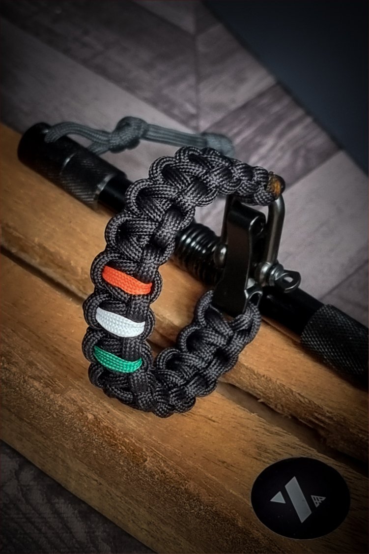 sblue green 2 (6 of 20) Handmade paracord bracelet, glow in the dark with adjustable shackle buckle