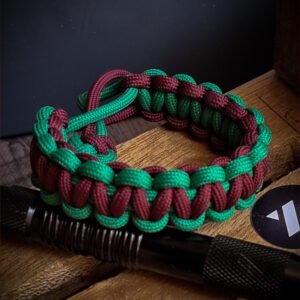adjustable handmade paracord in green and maroon for Mohun Bagan fans