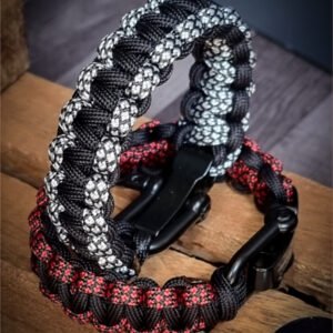 Handmade dual tone paracord bracelet with adjustable shackle buckle