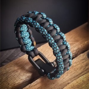 Handmade dual tone paracord bracelet with adjustable shackle buckle